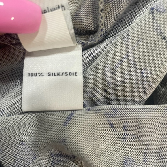 Diane von Furstenberg Black with Blue Flowers Silk Mini Dress Sz 4 - Picture 15 of 16